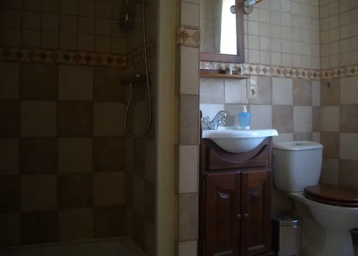 As Jarras Πανσιόν Cedeira